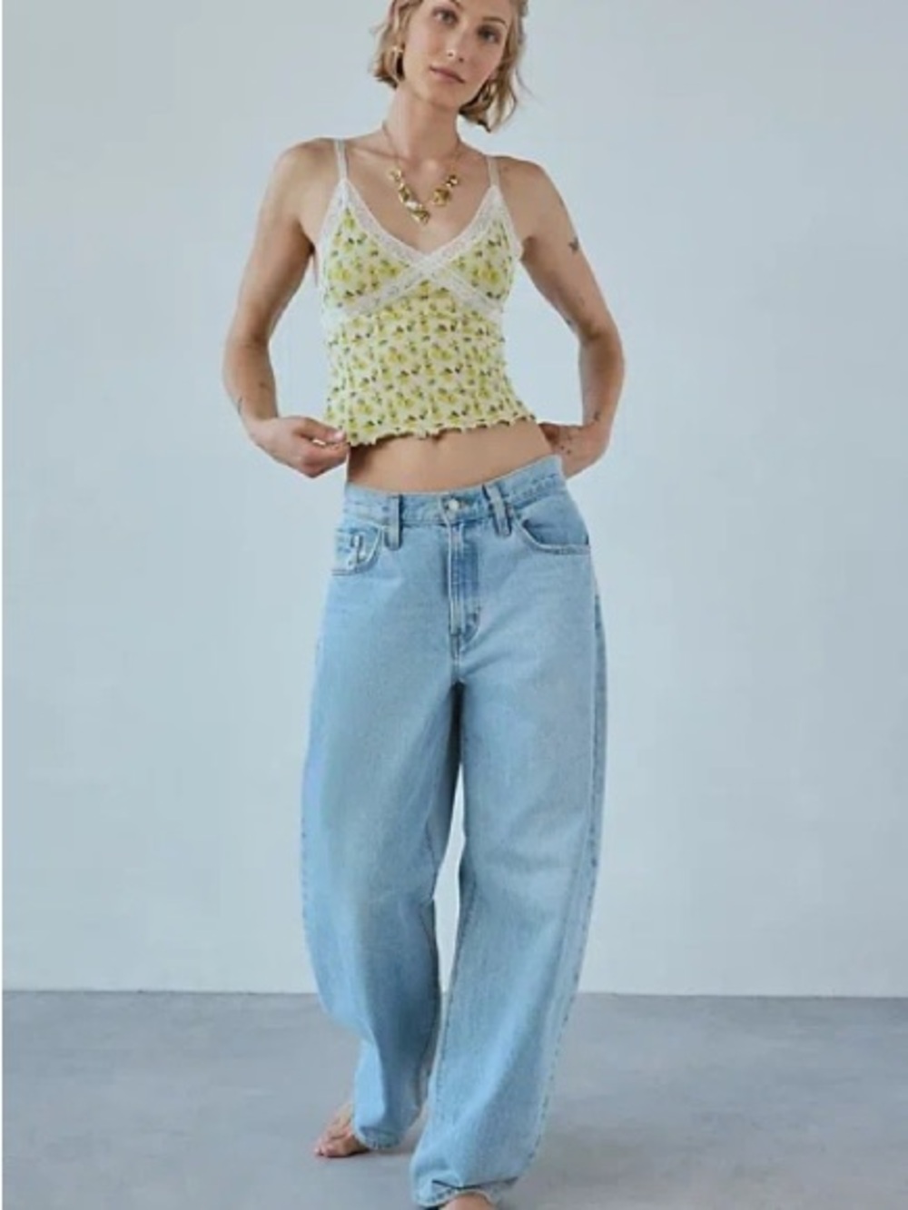 Urban Outfitters Out From Under Bettie Ditsy Floral Lace Trim Cami XS/S